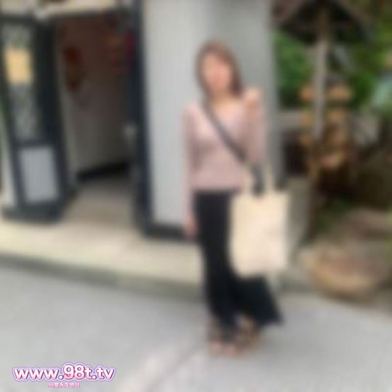 FC2PPV-4518435-【顏出し】【ハメ撮り】【中出し】看護師として動く人妻は高収入