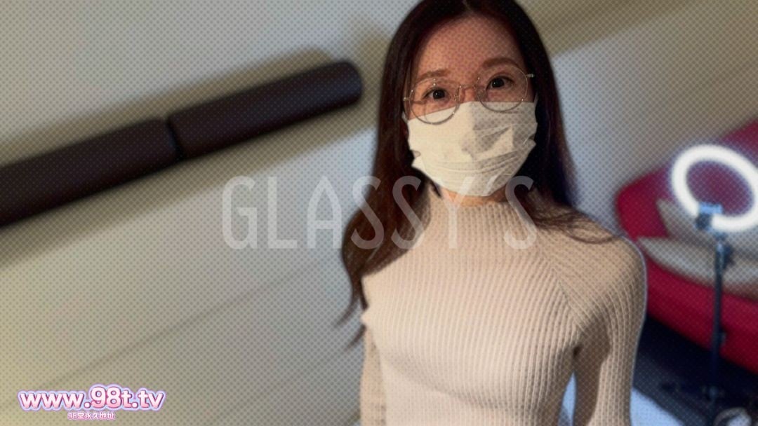 FC2PPV-4691059-可愛過ぎる日本人メガネ美女と大量潮吹き生ハメSEX│GLASSYamp;039;S